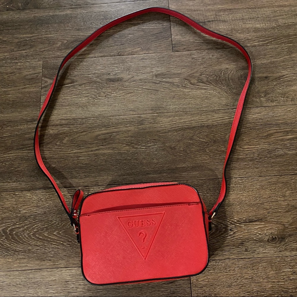 Guess crossbody purse